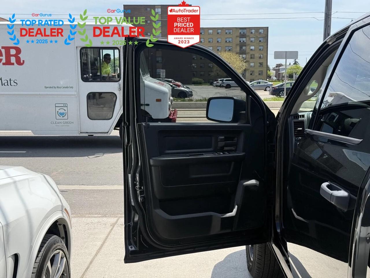 2018 RAM 1500 TRADESMAN | CREW CAB | LIKE NEW Photo