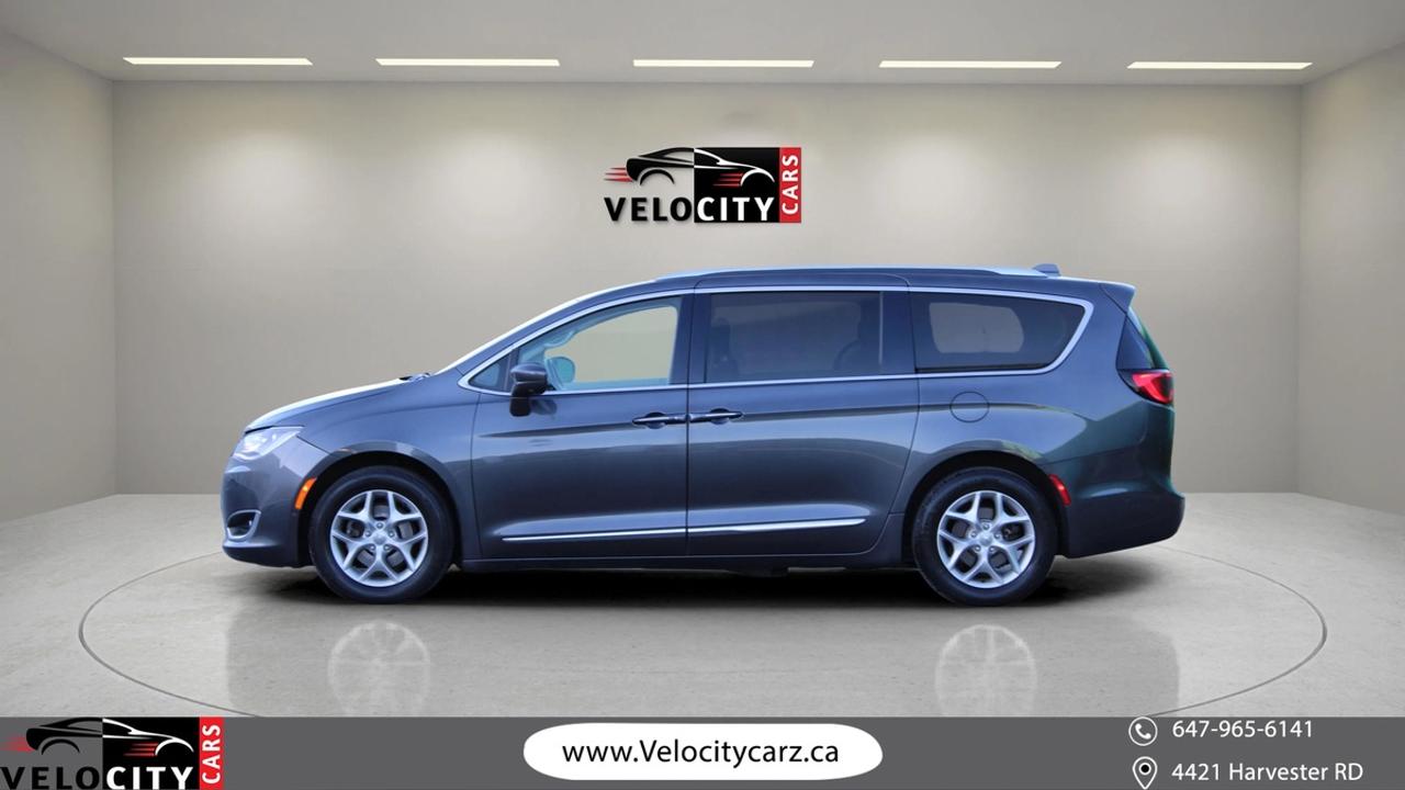 2019 Chrysler Pacifica Touring L Plus Photo