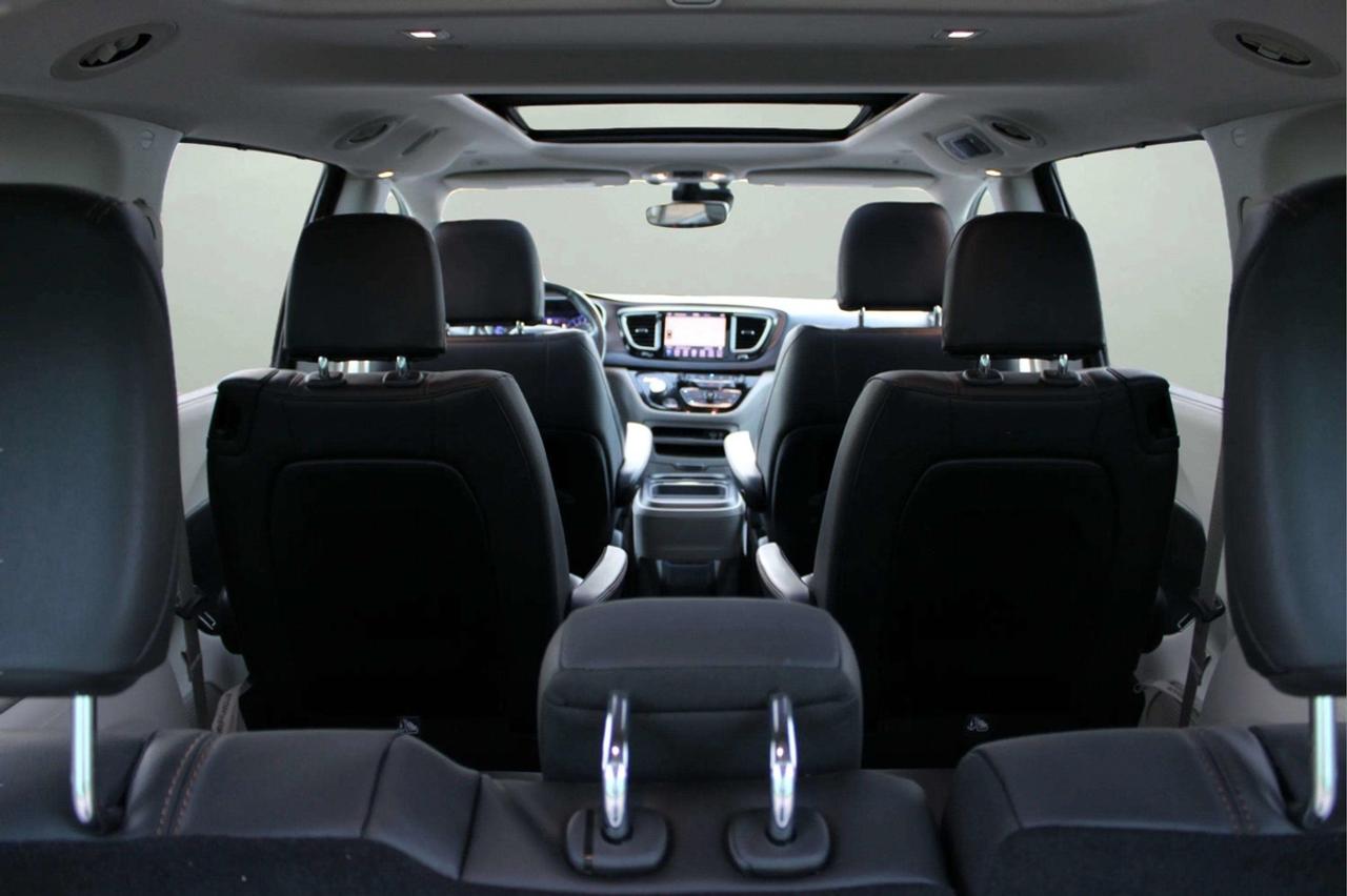 2019 Chrysler Pacifica Touring L Plus Photo