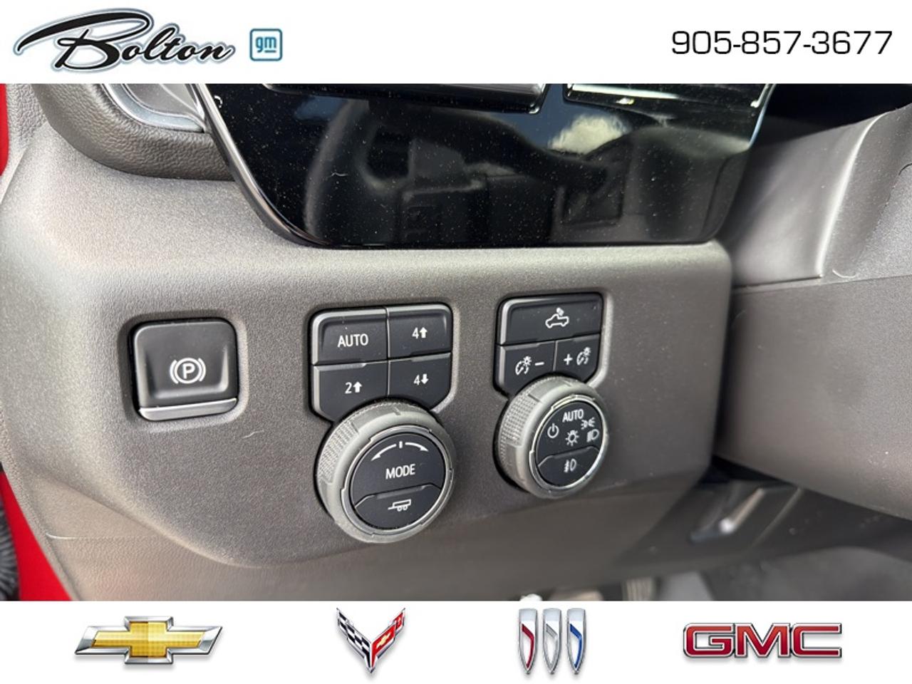 2024 Chevrolet Silverado 1500 LT Trail Boss Photo