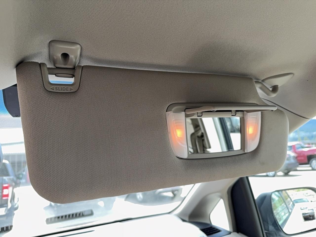 2015 Toyota Sienna XLE Limited Photo