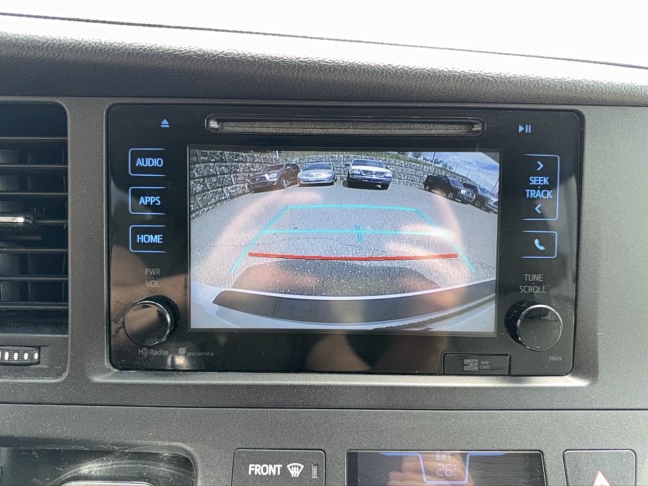 2015 Toyota Sienna XLE Limited Photo