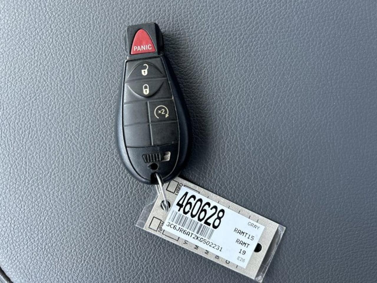 2019 RAM 1500 Classic Express Reg Cab Short Box 2wd | No Accidents Photo