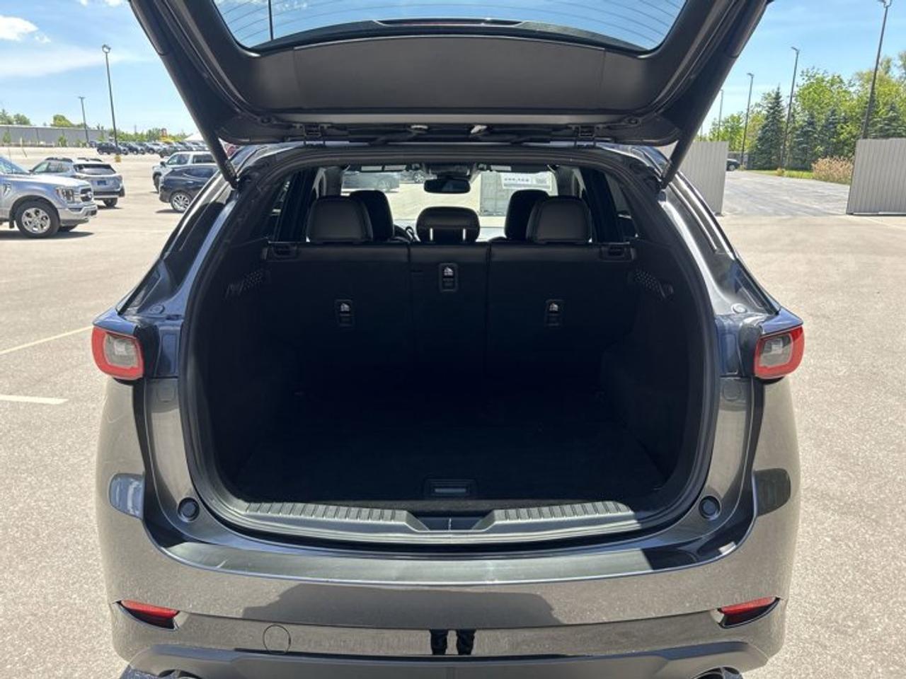 2024 Mazda CX-5 Sport Design AWD | No Accidents | Vent. Front Seats Photo