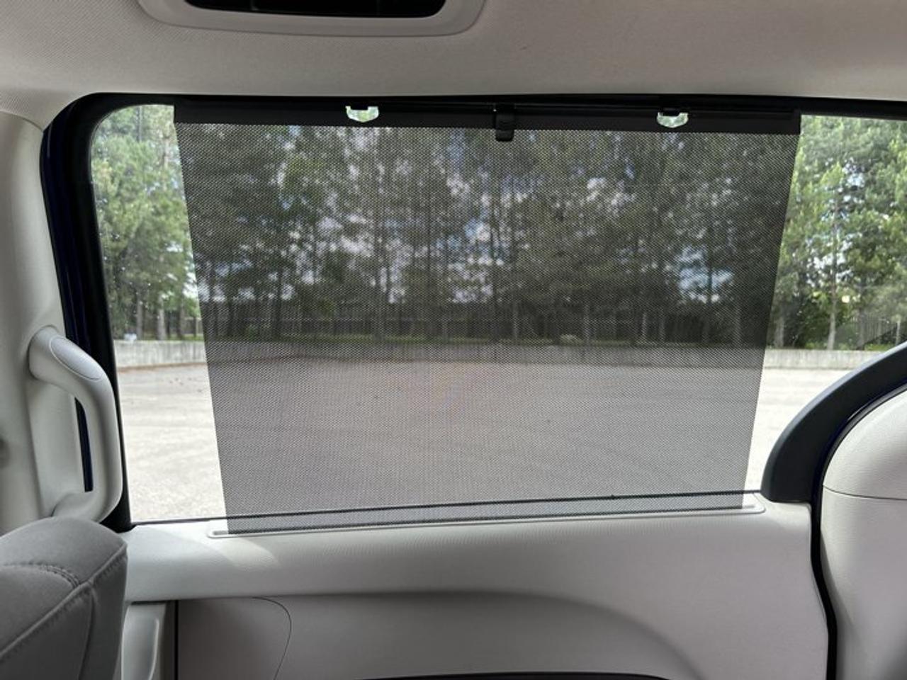 2021 Chrysler Pacifica Touring FWD | No Accidents | Heated Steering Photo