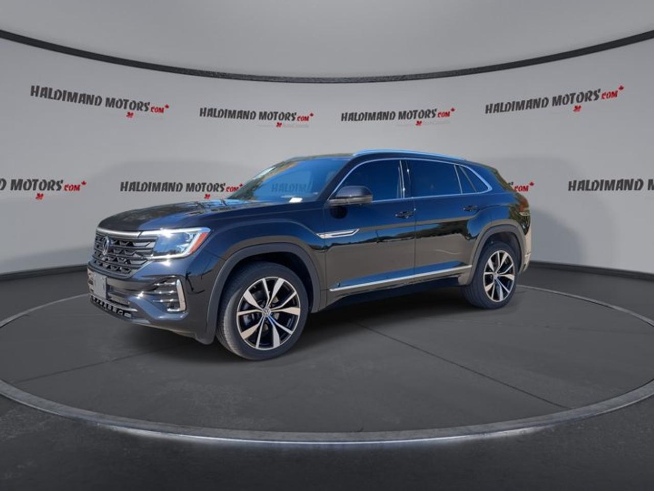 2025 Volkswagen Atlas Cross Sport Execline 4WD | No Accidents | Panoramic Sunroof | Leather Seats Photo