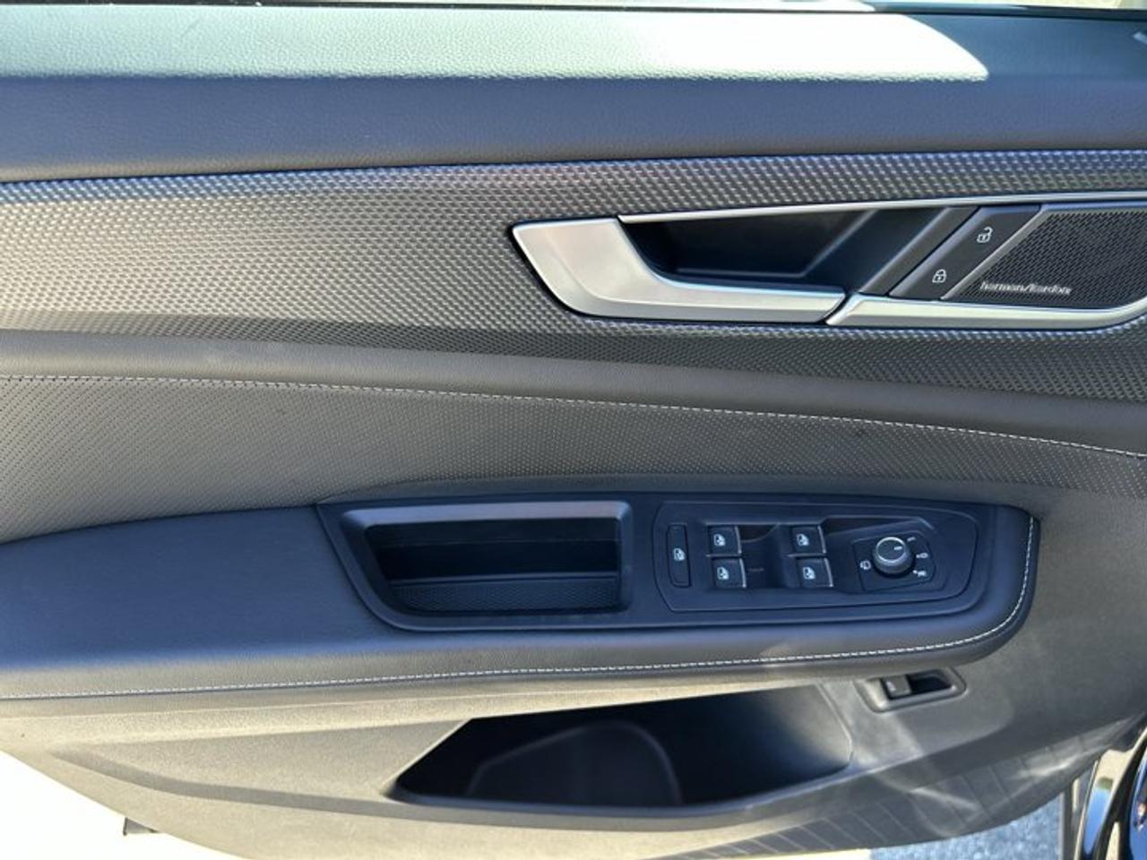 2025 Volkswagen Atlas Cross Sport Execline 4WD | No Accidents | Panoramic Sunroof | Leather Seats Photo