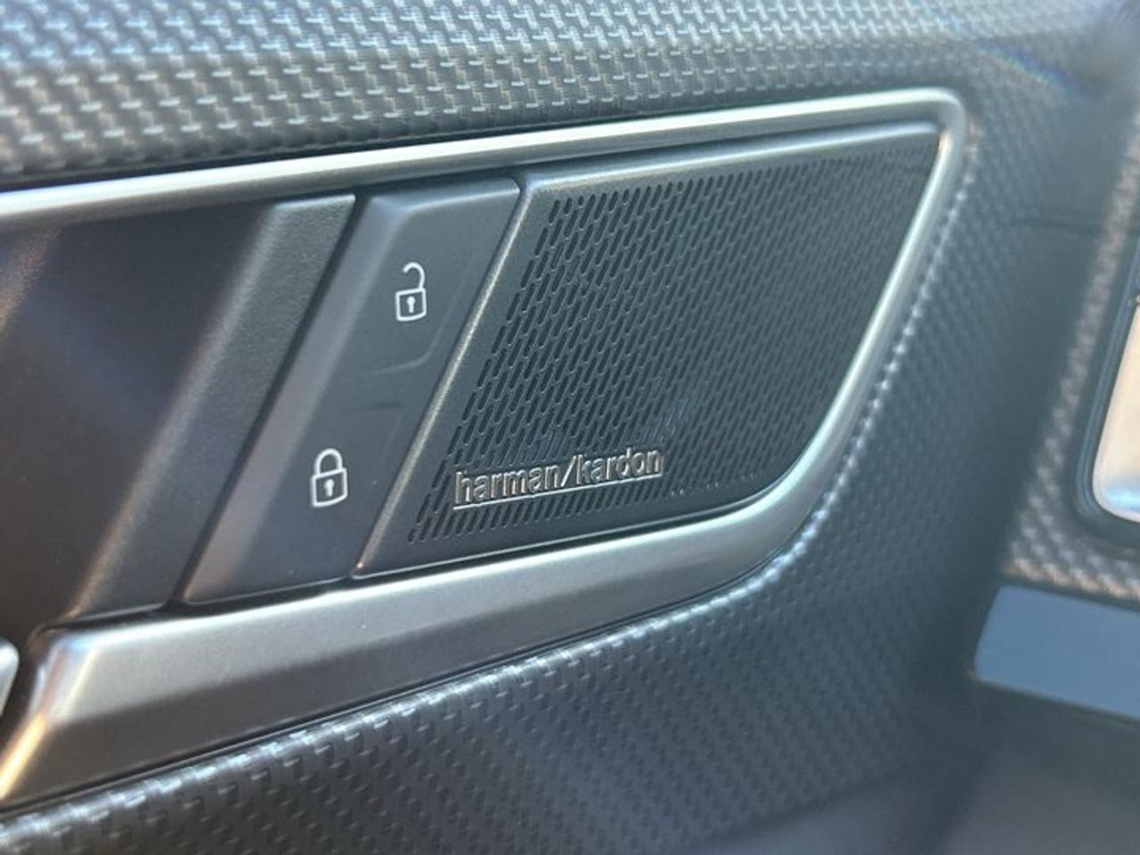 2025 Volkswagen Atlas Cross Sport Execline 4WD | No Accidents | Panoramic Sunroof | Leather Seats Photo