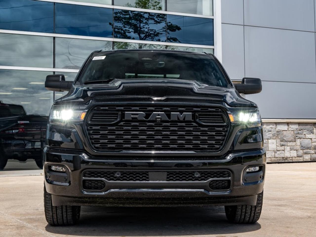 2026 RAM 1500 Express Photo