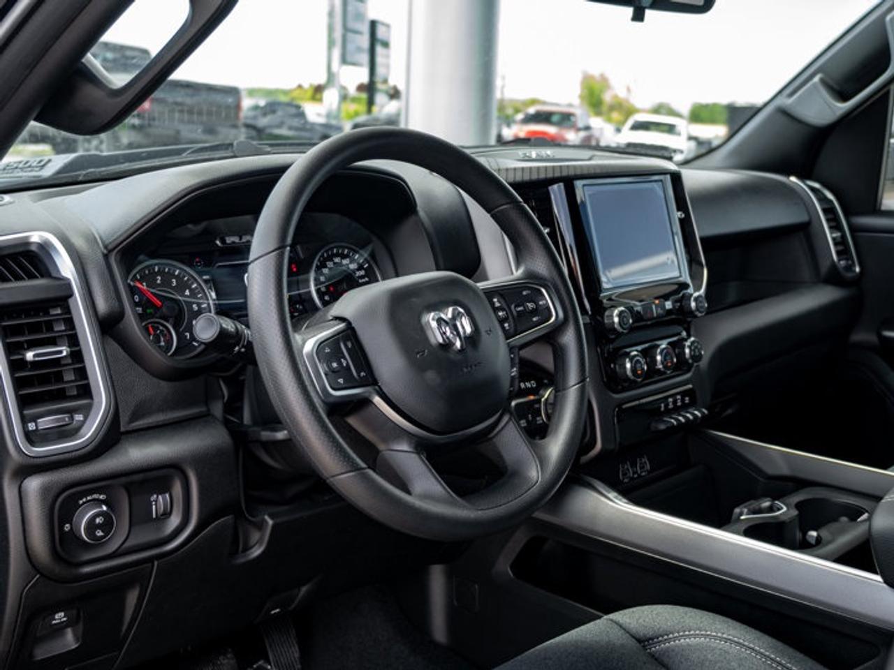 2026 RAM 1500 Express Photo
