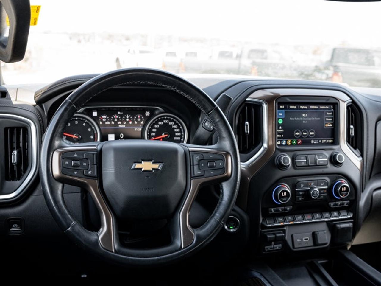 2021 Chevrolet Silverado 1500 High Country Photo