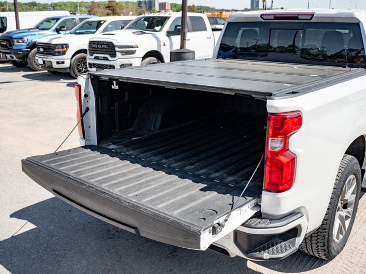 2021 Chevrolet Silverado 1500 High Country Photo