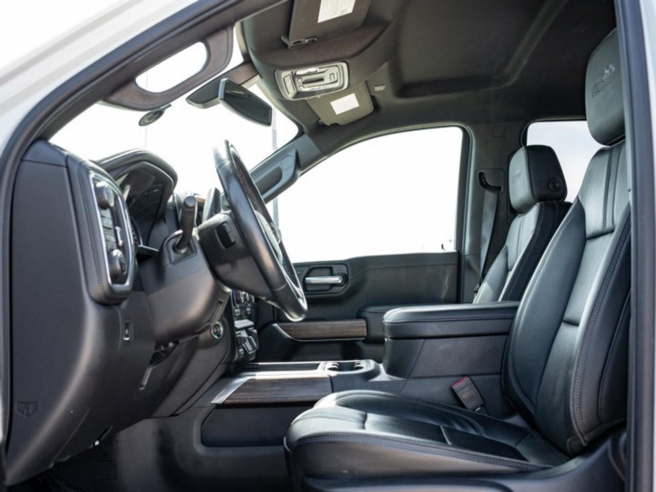 2021 Chevrolet Silverado 1500 High Country Photo