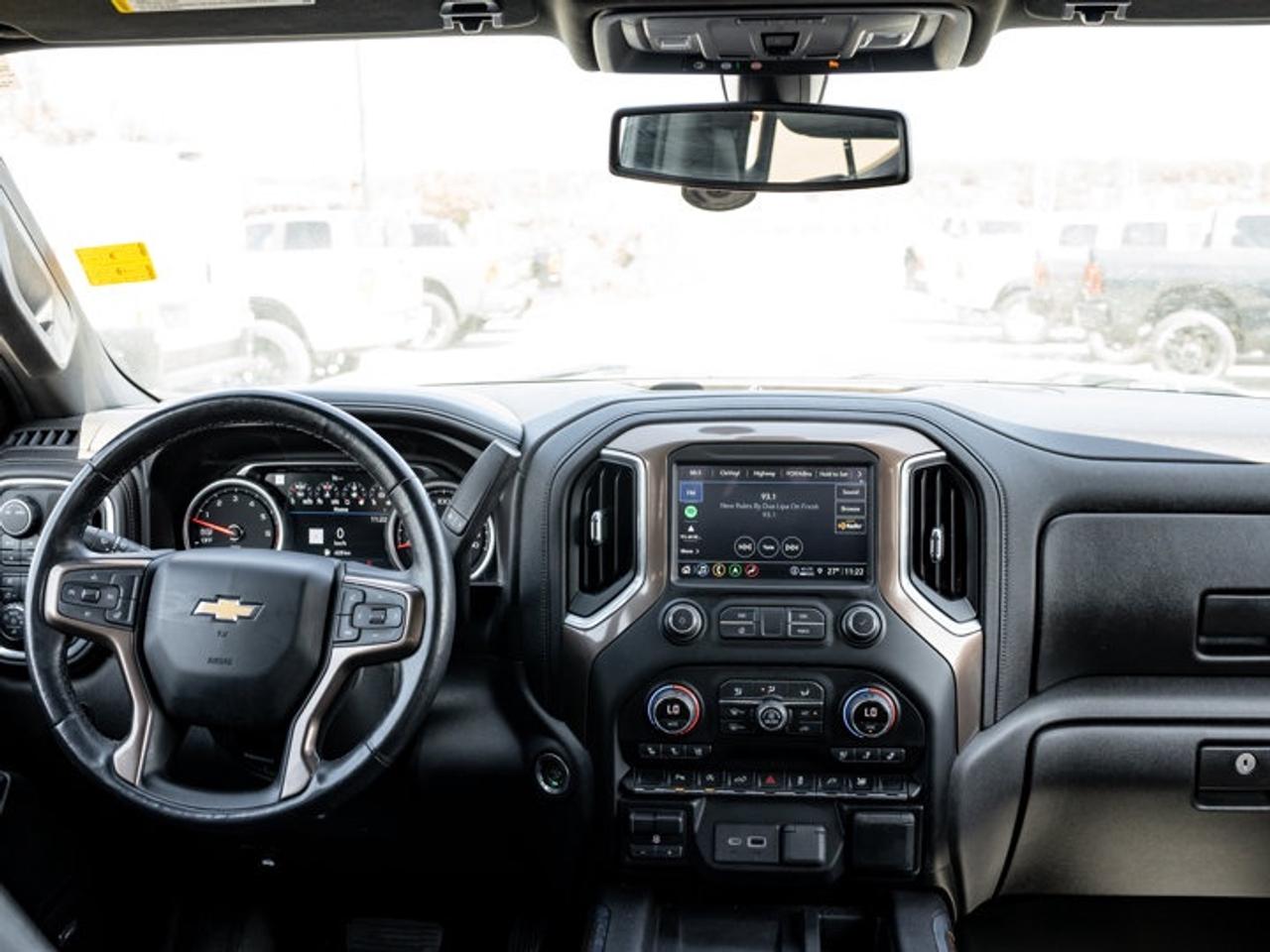 2021 Chevrolet Silverado 1500 High Country Photo