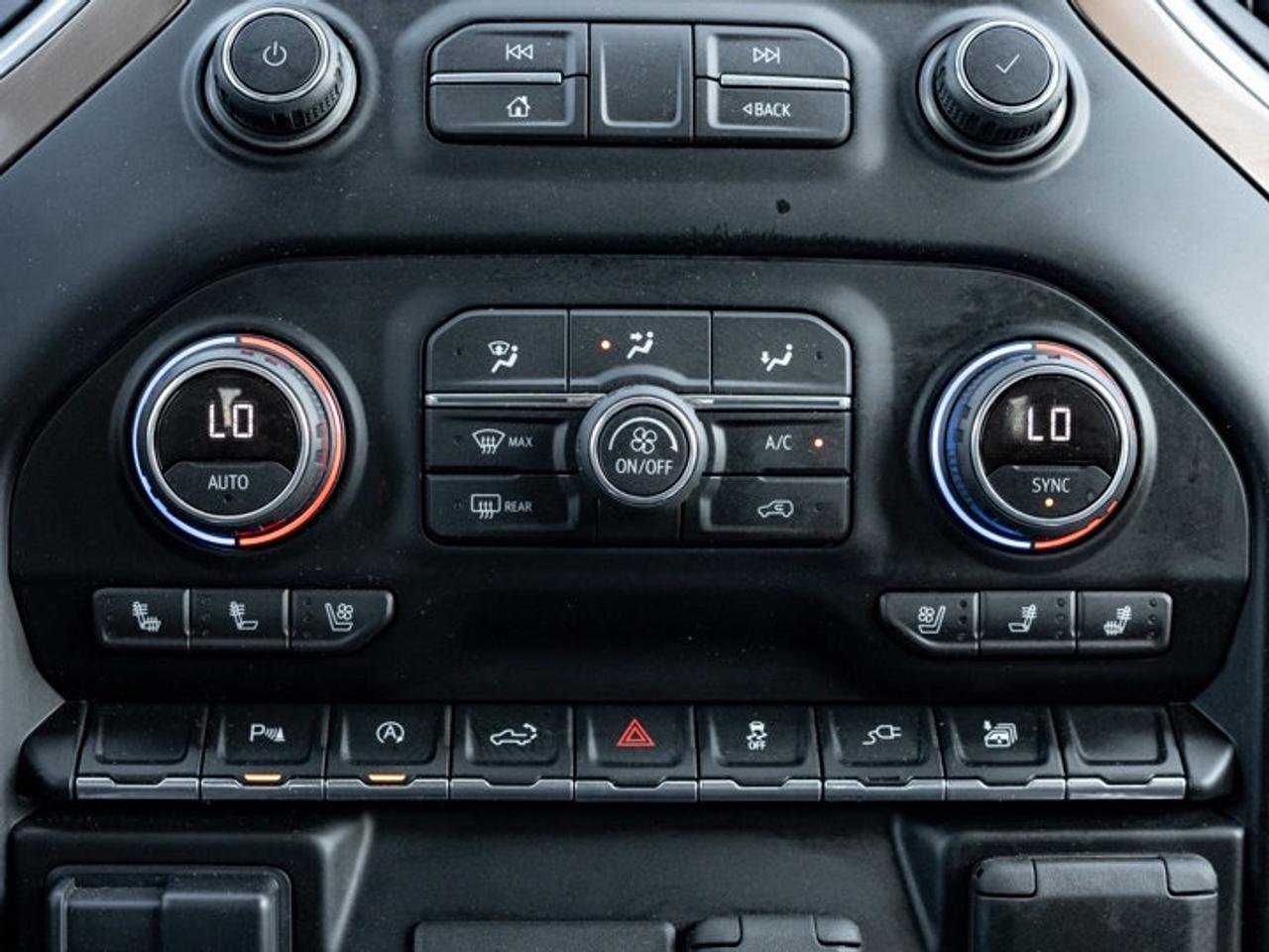 2021 Chevrolet Silverado 1500 High Country Photo