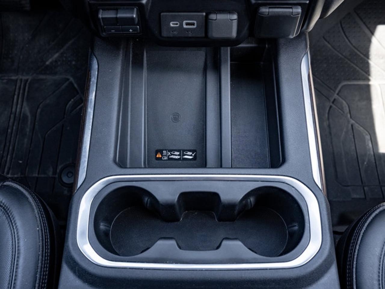 2021 Chevrolet Silverado 1500 High Country Photo