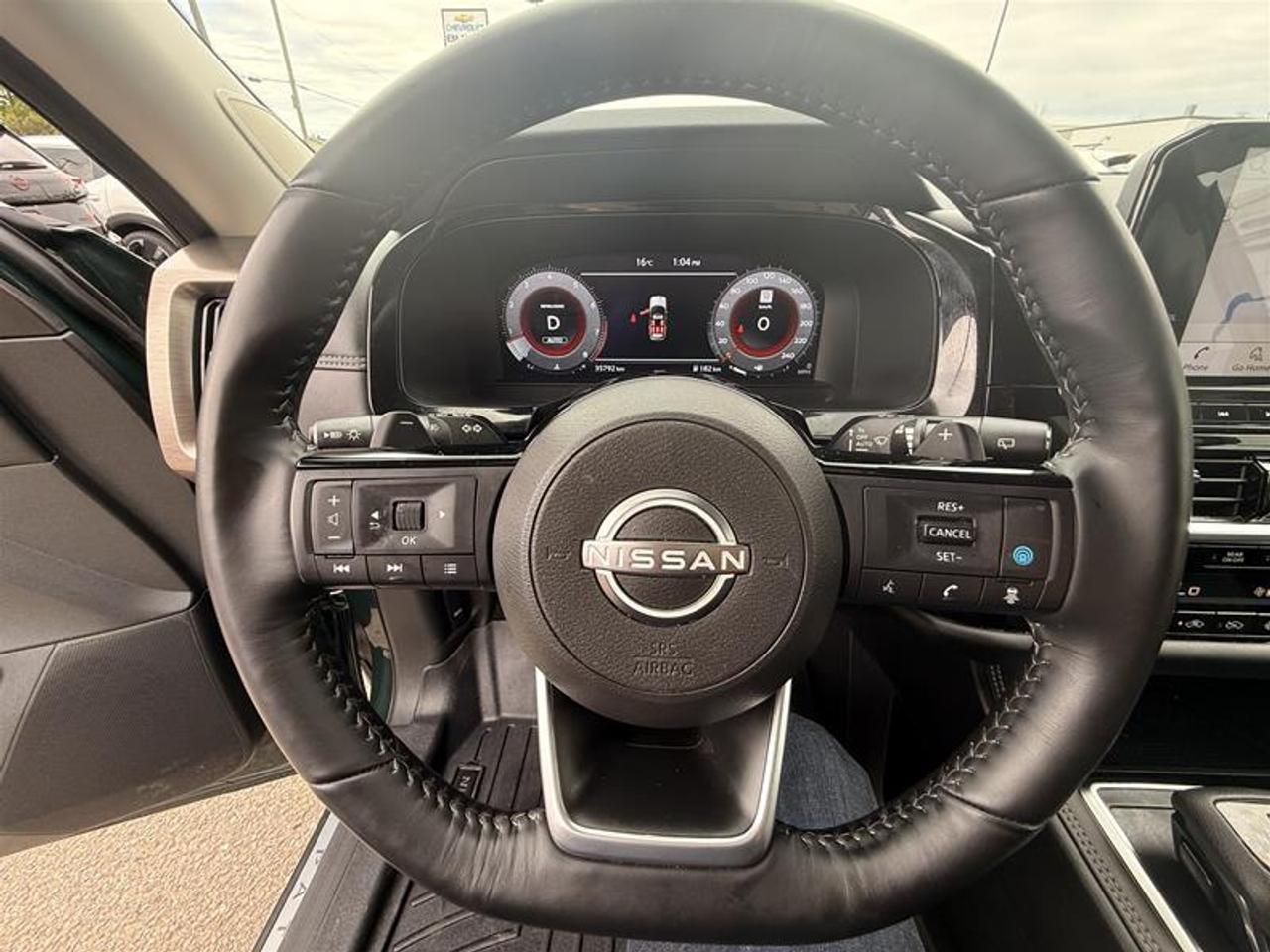 2024 Nissan Pathfinder Platinum 4WD Photo