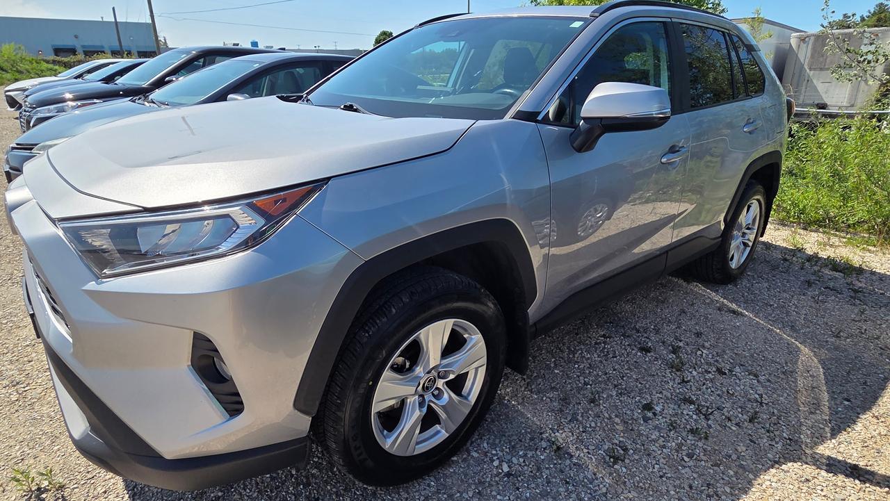 2021 Toyota RAV4 XLE Photo