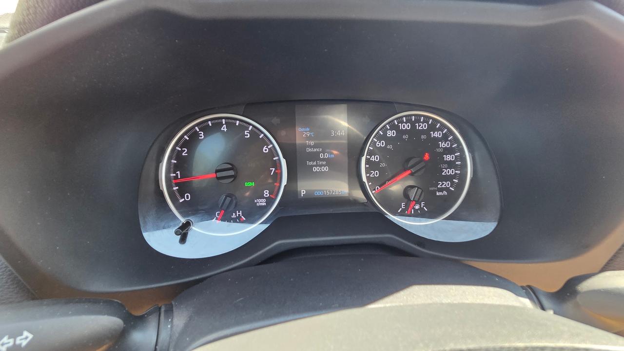 2021 Toyota RAV4 XLE Photo
