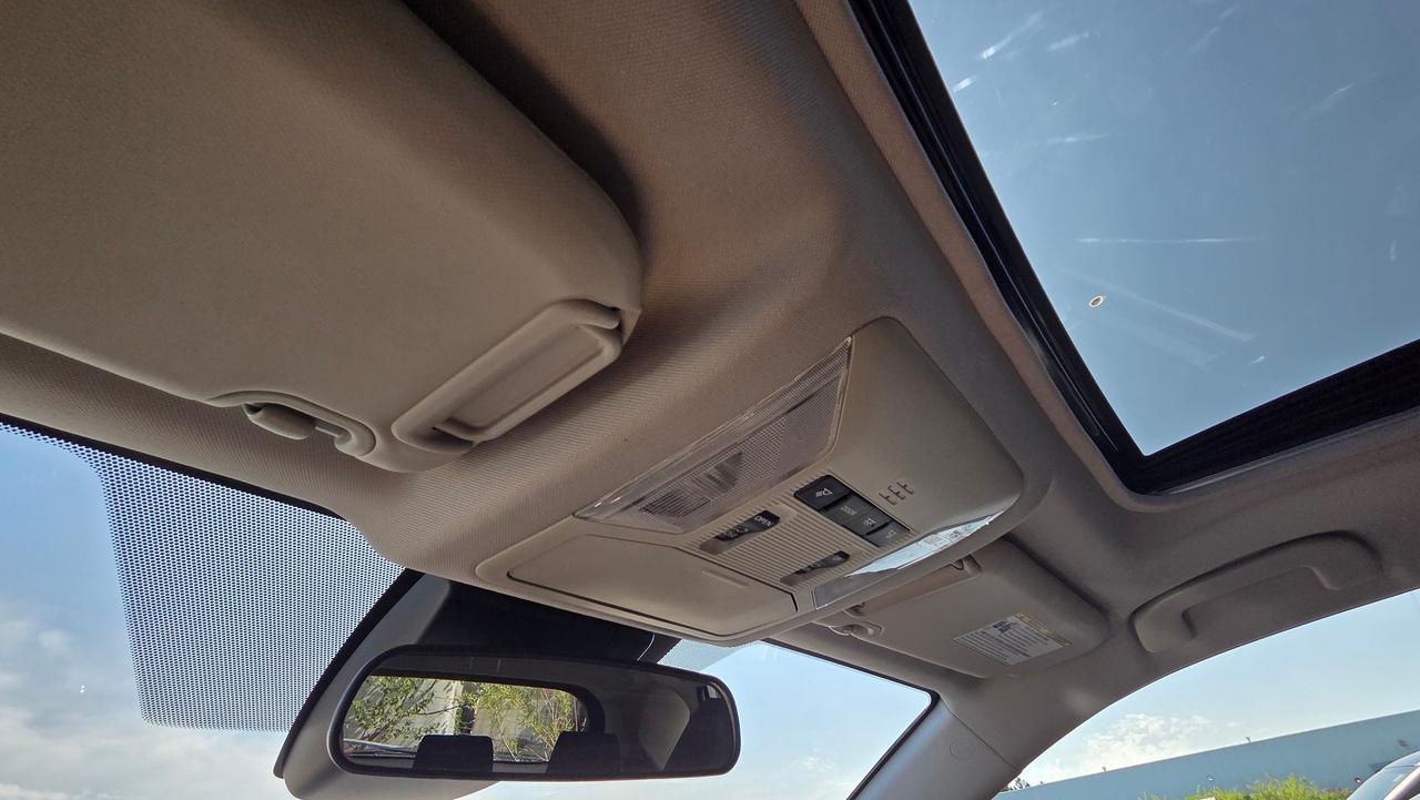 2021 Toyota RAV4 XLE Photo