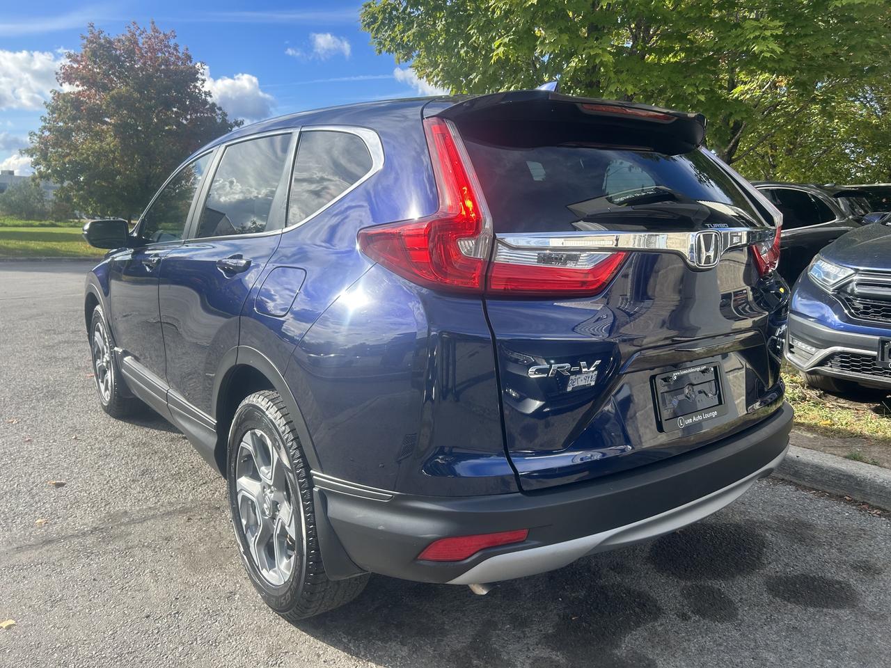2017 Honda CR-V EX AWD, LOW KM, SUNROOF, HEATED SEATS, BACK-UP CAM Photo2