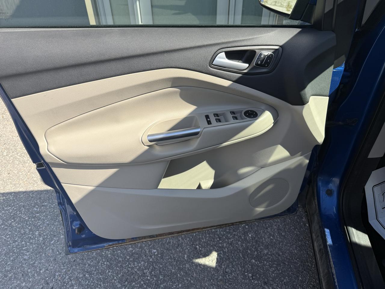 2018 Ford Escape Titanium Photo