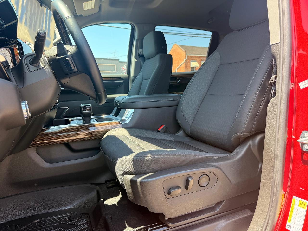 2024 GMC Sierra 1500 ELEVATION Photo
