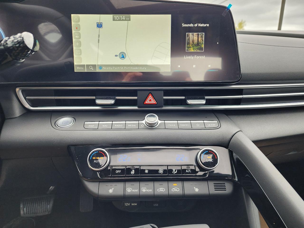 2026 Hyundai Elantra HEV Luxury Photo