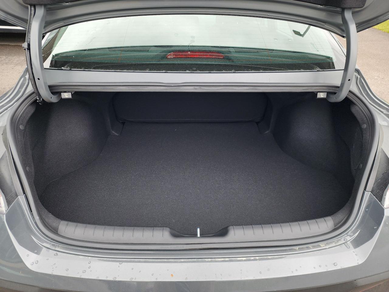 2026 Hyundai Elantra Essential Photo