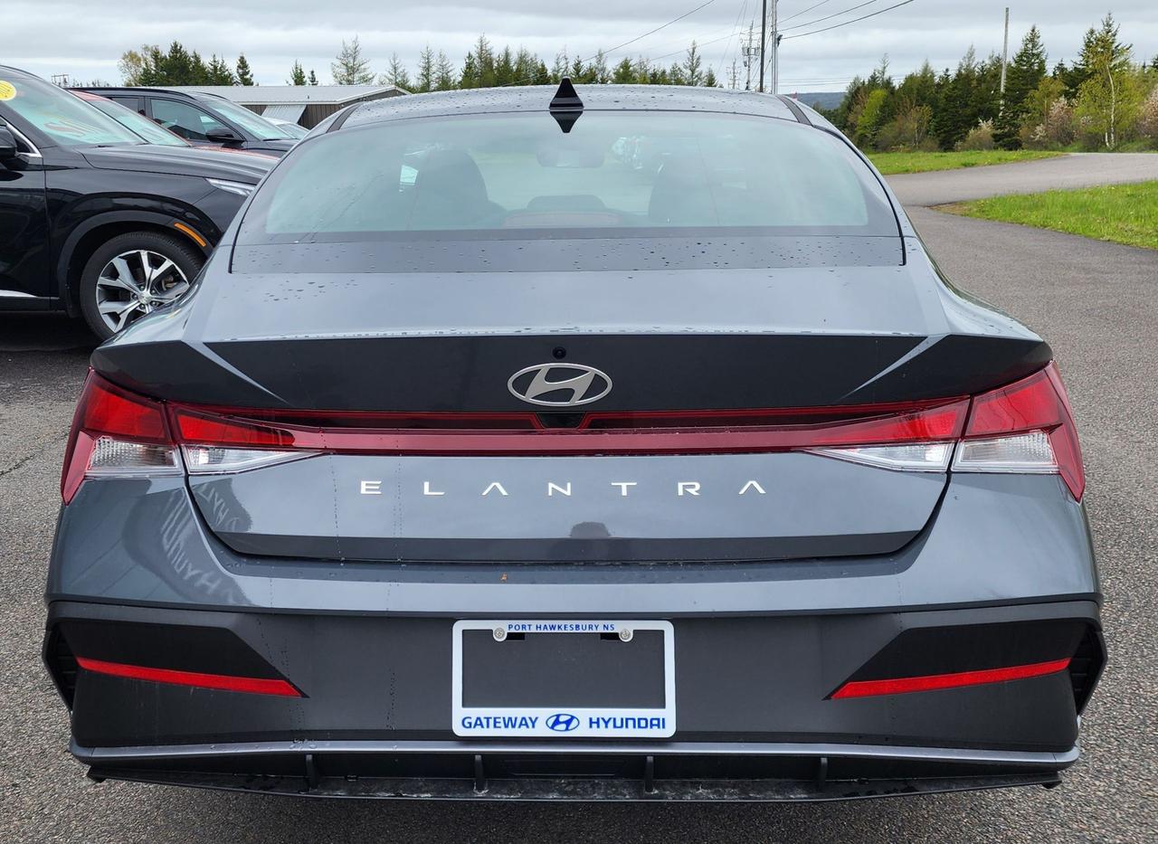 2026 Hyundai Elantra Essential Photo