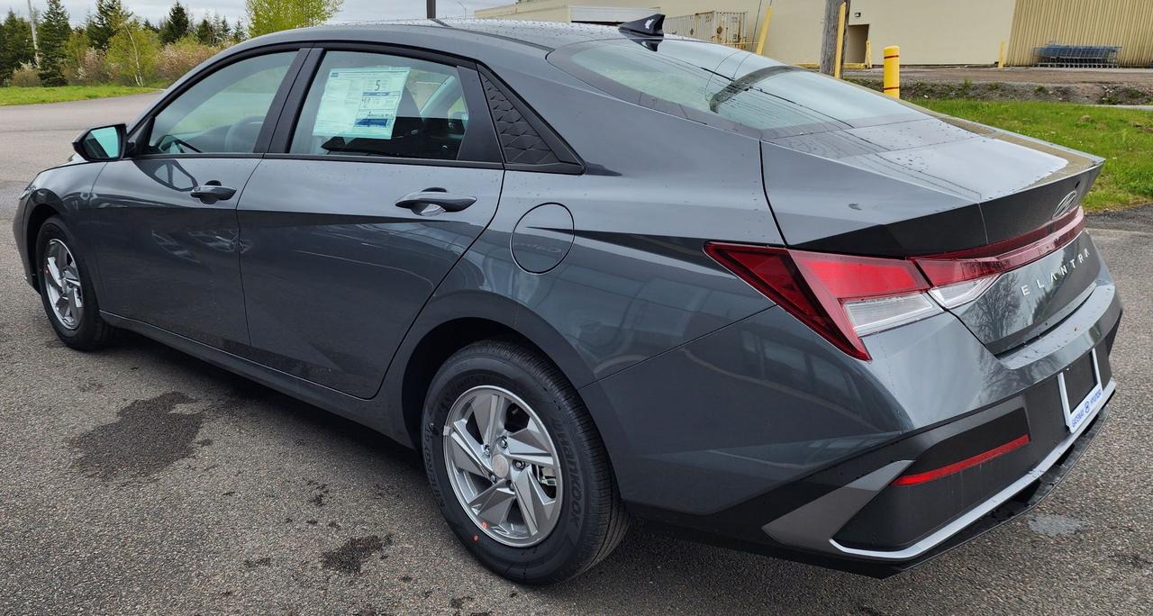 2026 Hyundai Elantra Essential Photo