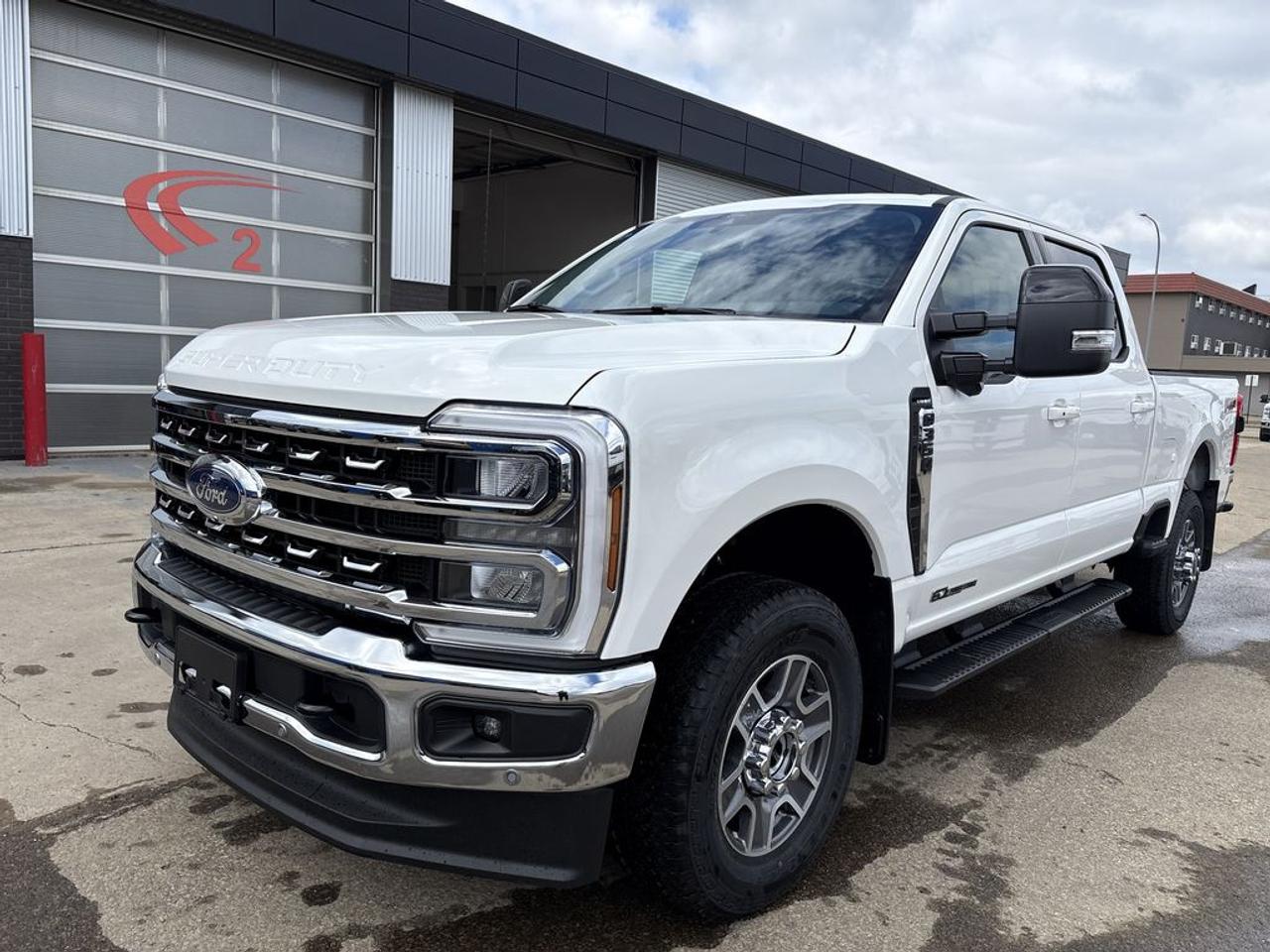 2026 Ford F-350 Super Duty SRW LARIAT 6.8' Box 618A Photo1