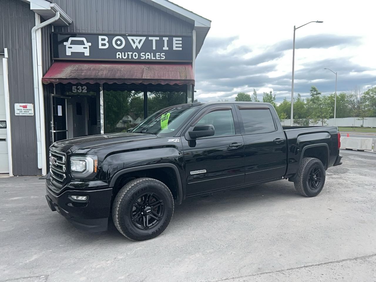 Used 2017 GMC Sierra 1500 SLE for sale in Cornwall, ON