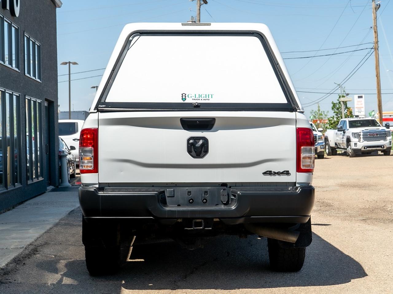 2023 RAM 2500 Tradesman 4x4 Crew Cab 8' Box Photo6