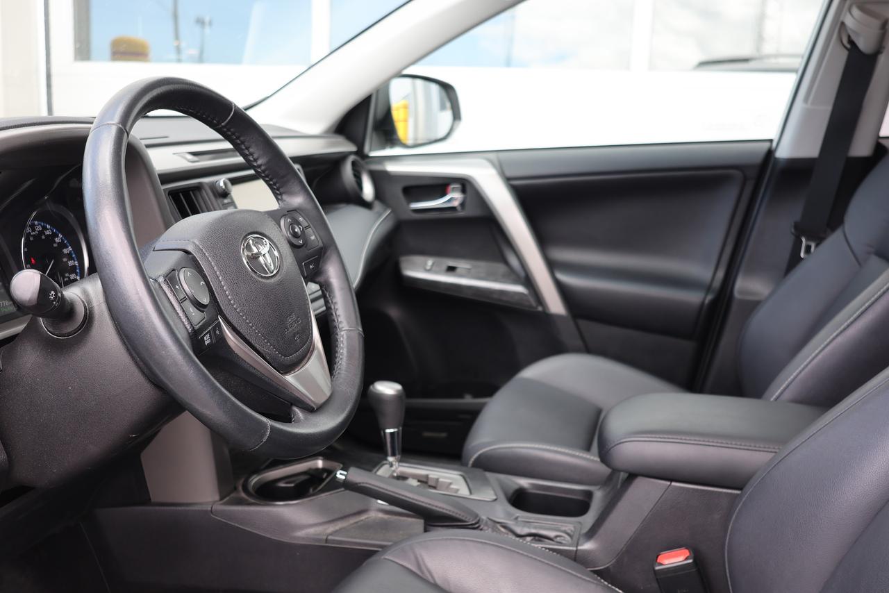 2018 Toyota RAV4 Platinum AWD - SUNROOF|NAVI|CAMERA|BLINDSPOT Photo