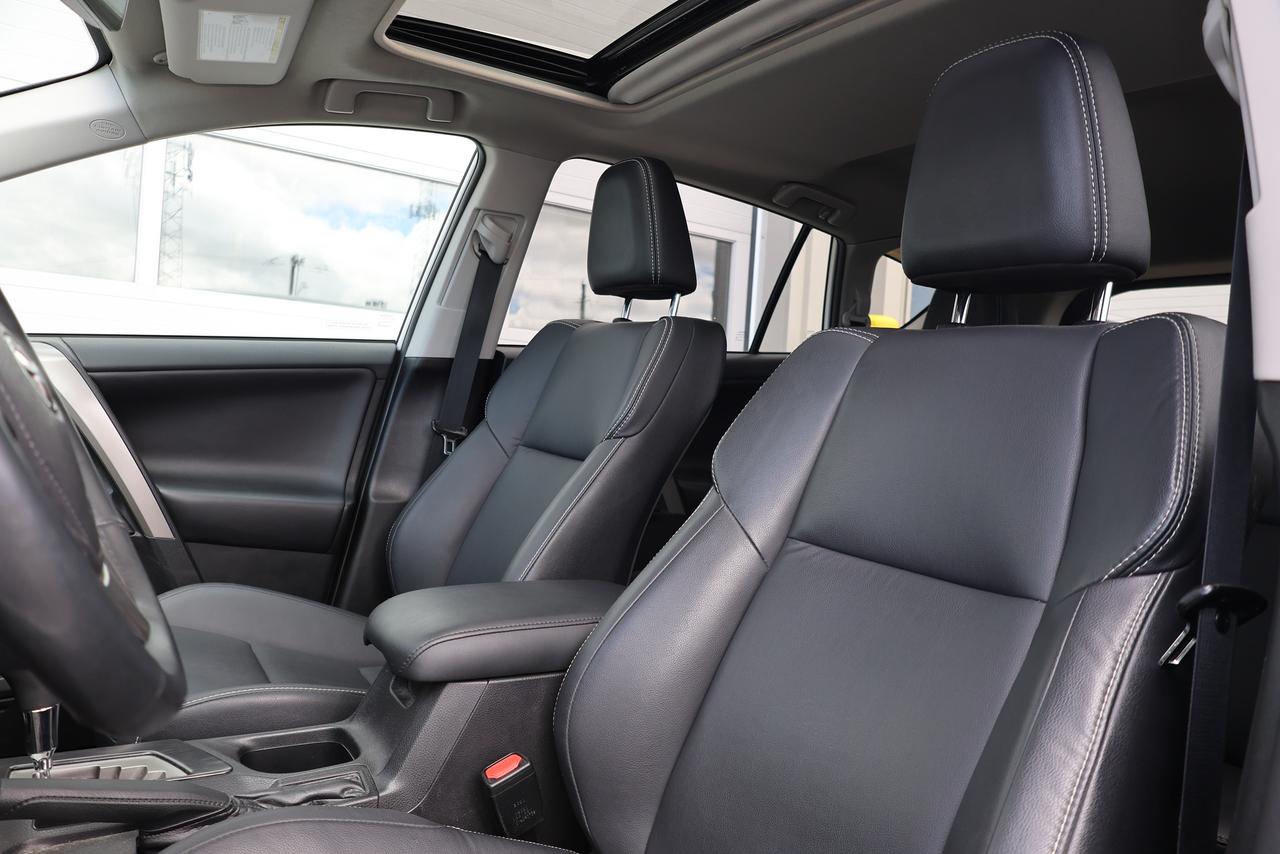 2018 Toyota RAV4 Platinum AWD - SUNROOF|NAVI|CAMERA|BLINDSPOT Photo