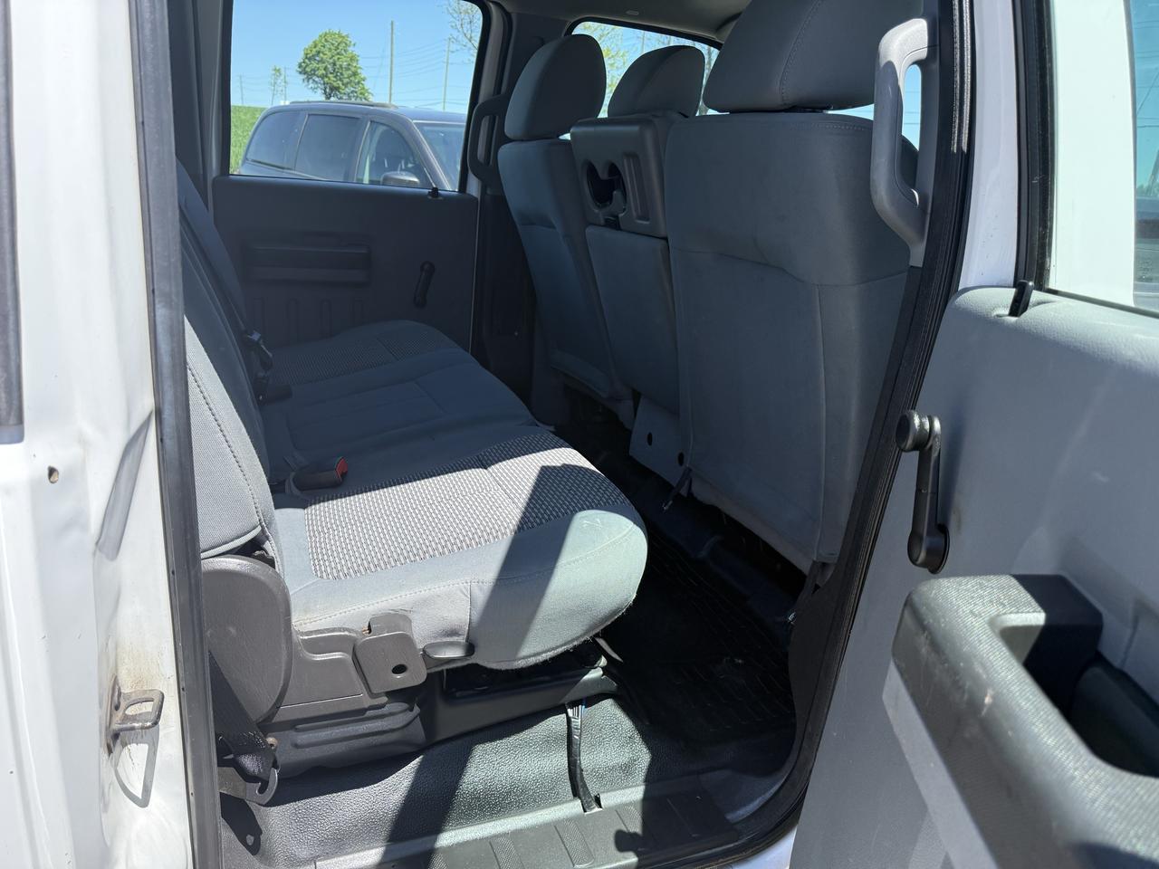 2013 Ford SUPER DUTY F-250 SRW XL Photo