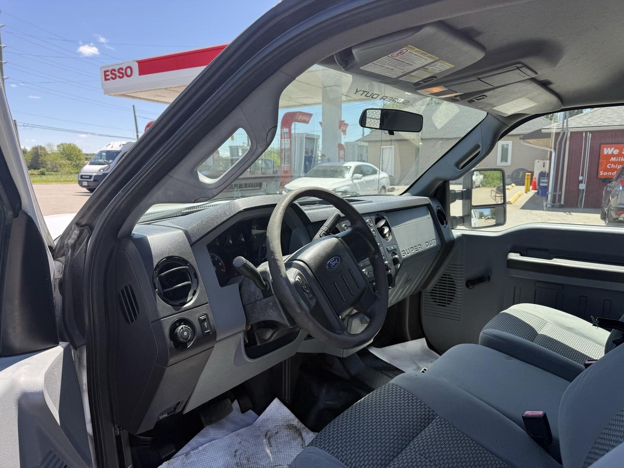 2013 Ford SUPER DUTY F-250 SRW XL Photo