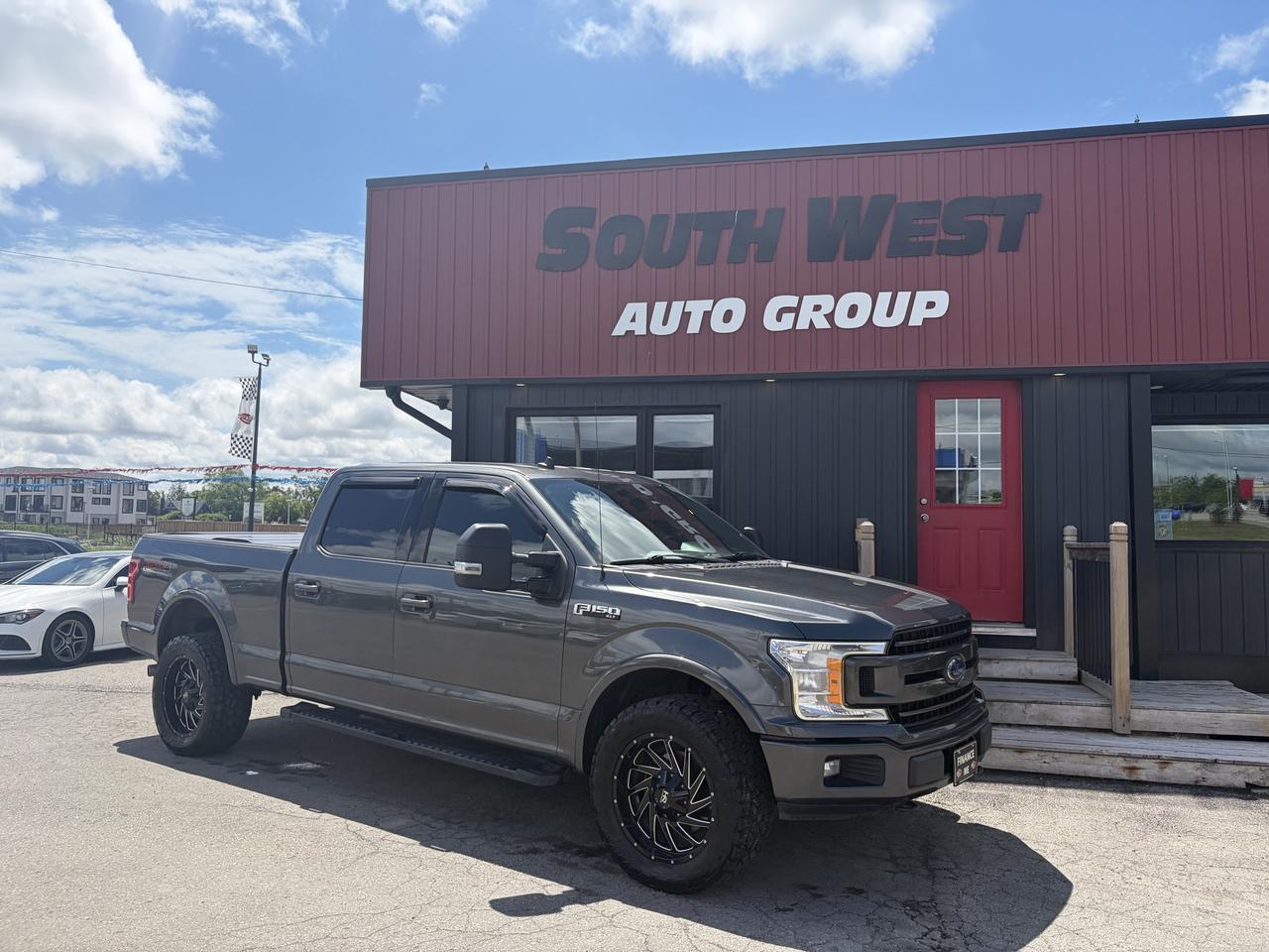 2019 Ford F-150 FX4 | 5.0 L | CREW CAB | 4x4 | UPGRADED RIM/TIRE PKG