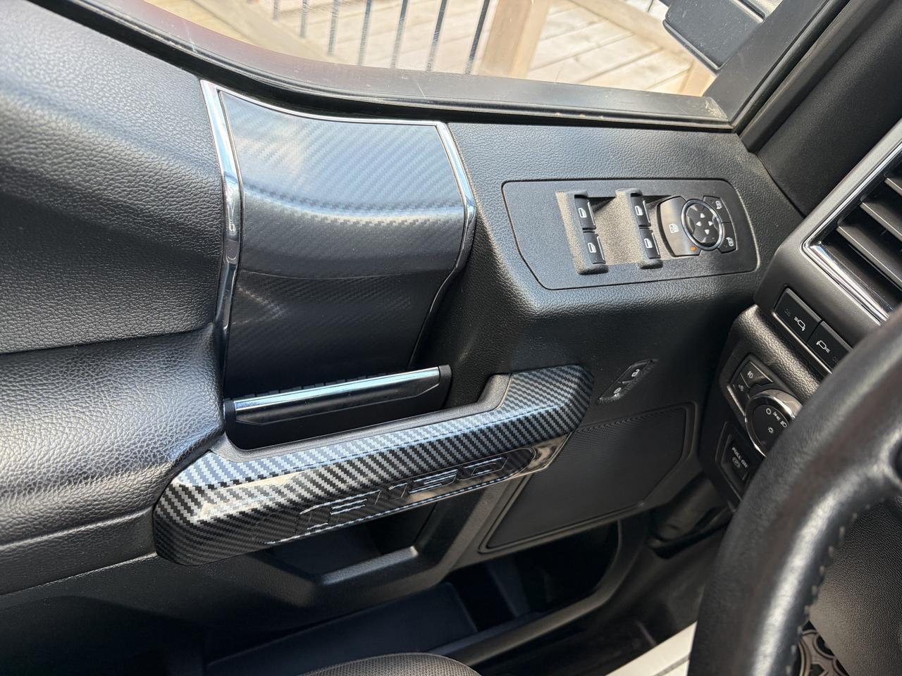 2019 Ford F-150 FX4 | 5.0 L | CREW CAB | 4x4 | UPGRADED RIM/TIRE PKG Photo