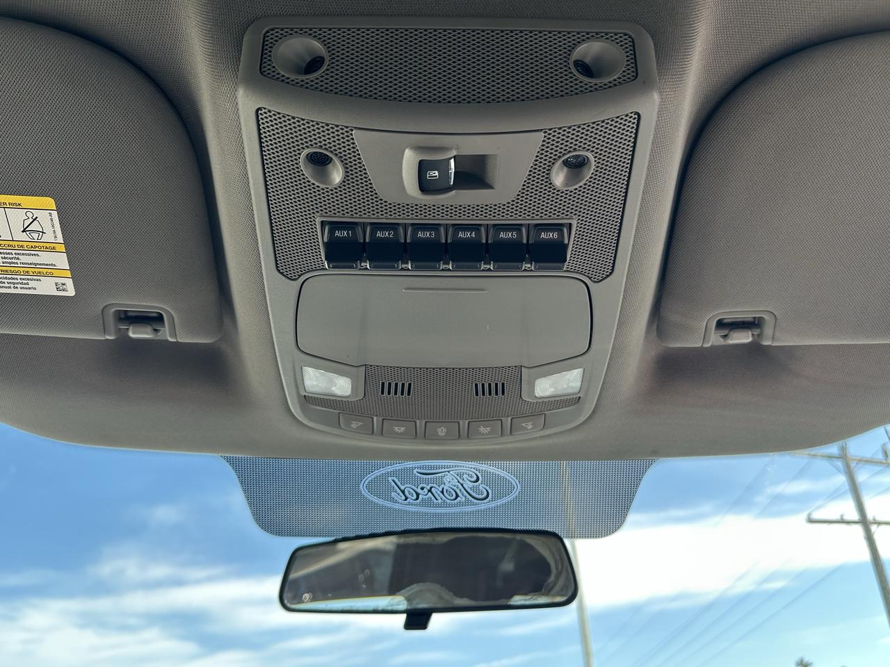 2018 Ford F-350 XLT 4WD Crew Cab 8' Box Photo