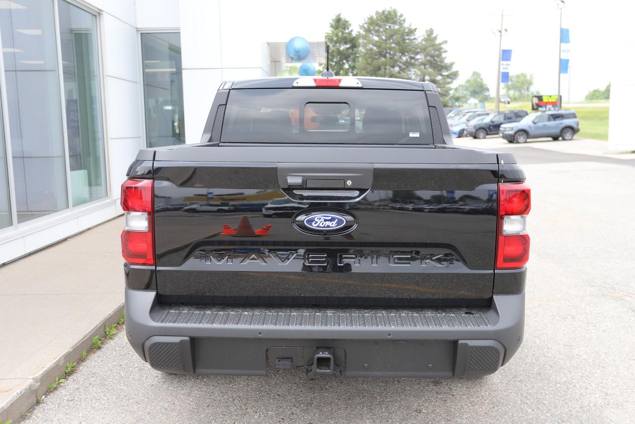 2026 Ford Maverick Lariat AWD SuperCrew Photo4