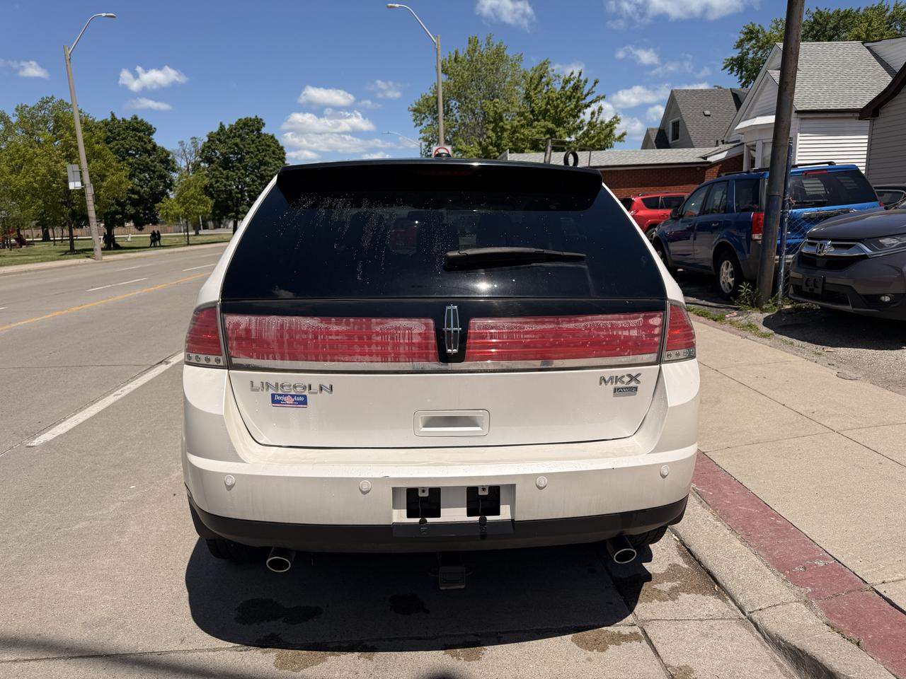2010 Lincoln MKX AWD 4DR Photo