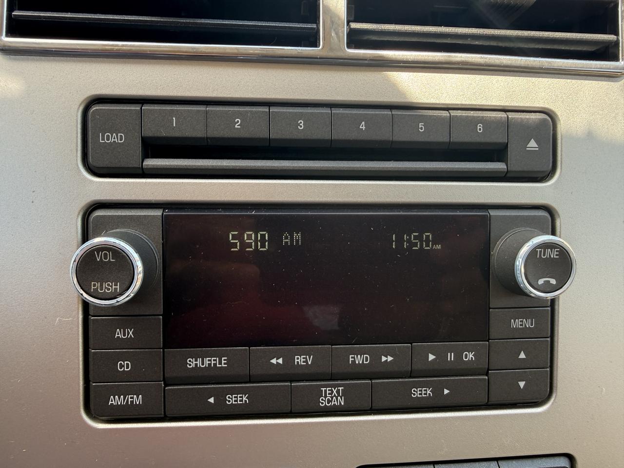 2010 Lincoln MKX AWD 4DR Photo