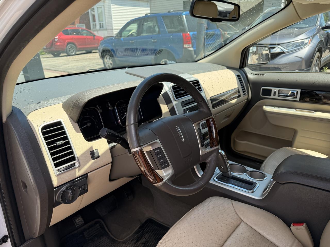 2010 Lincoln MKX AWD 4DR Photo