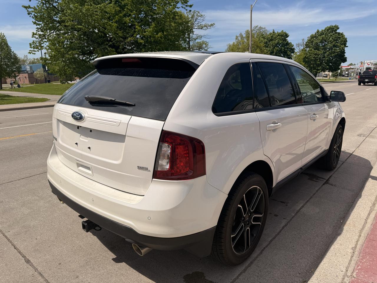 2013 Ford Edge 4DR SEL FWD Photo