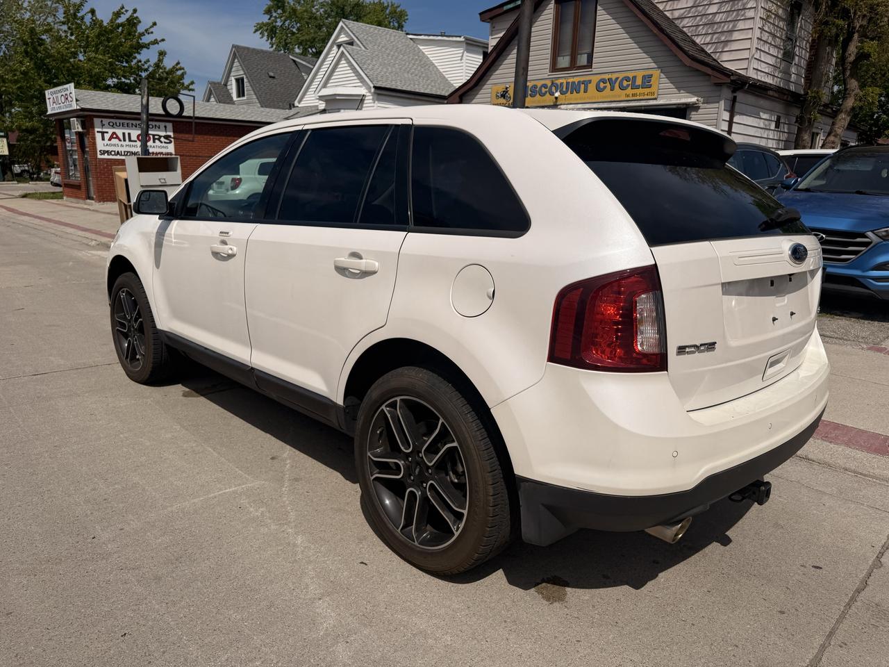 2013 Ford Edge 4DR SEL FWD Photo