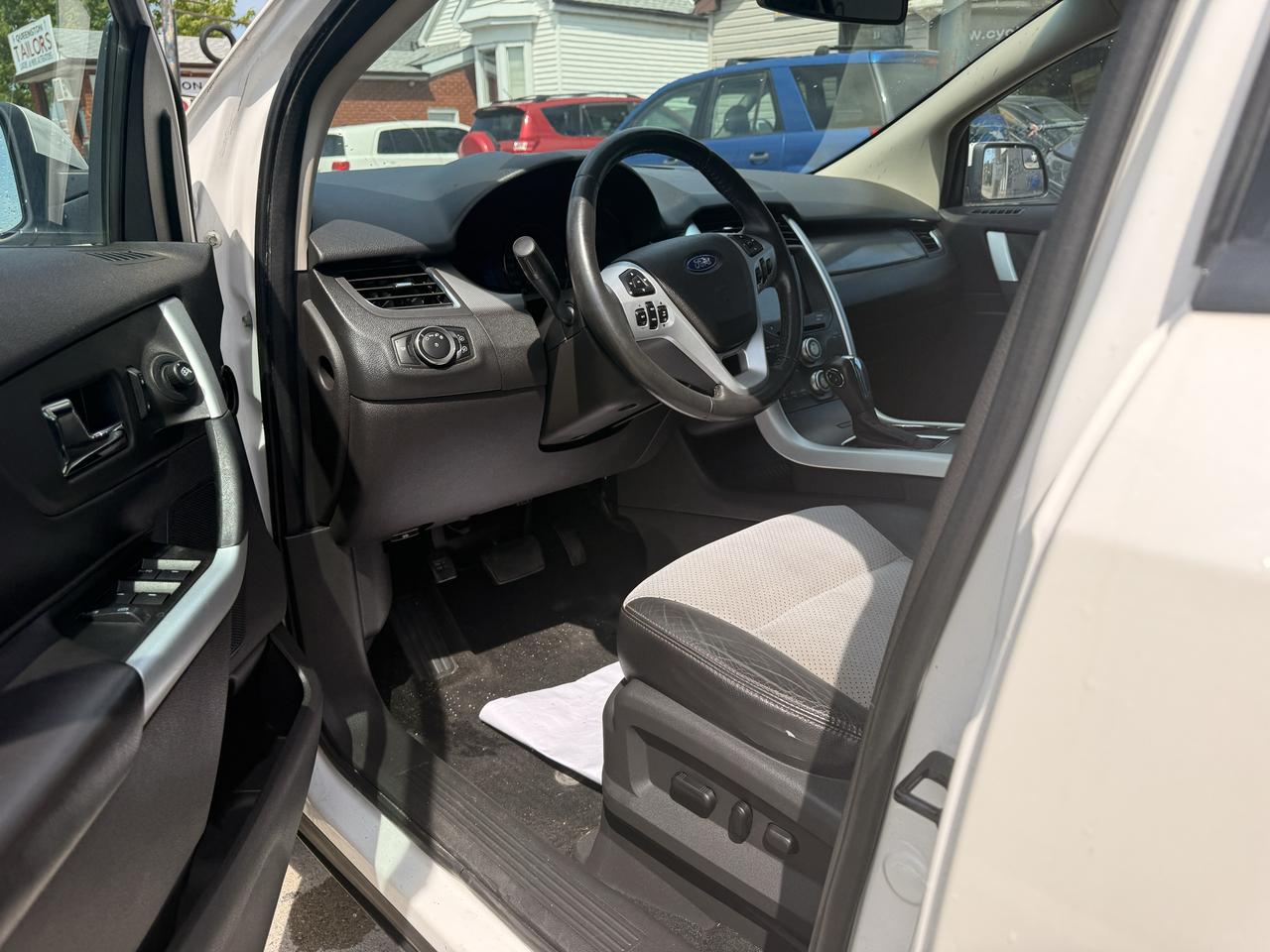 2013 Ford Edge 4DR SEL FWD Photo