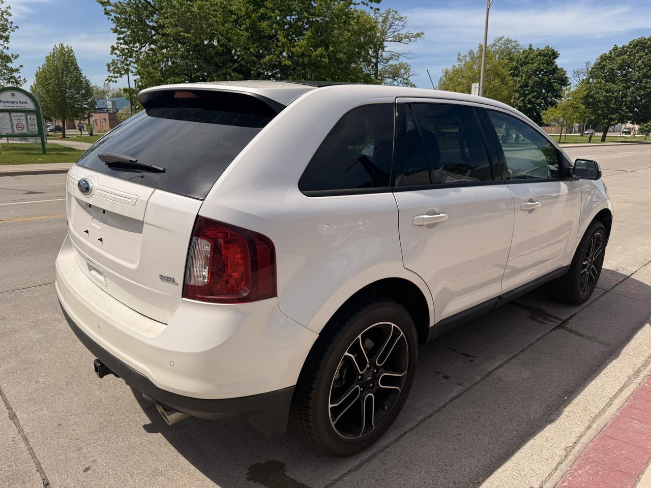 2013 Ford Edge 4DR SEL FWD Photo