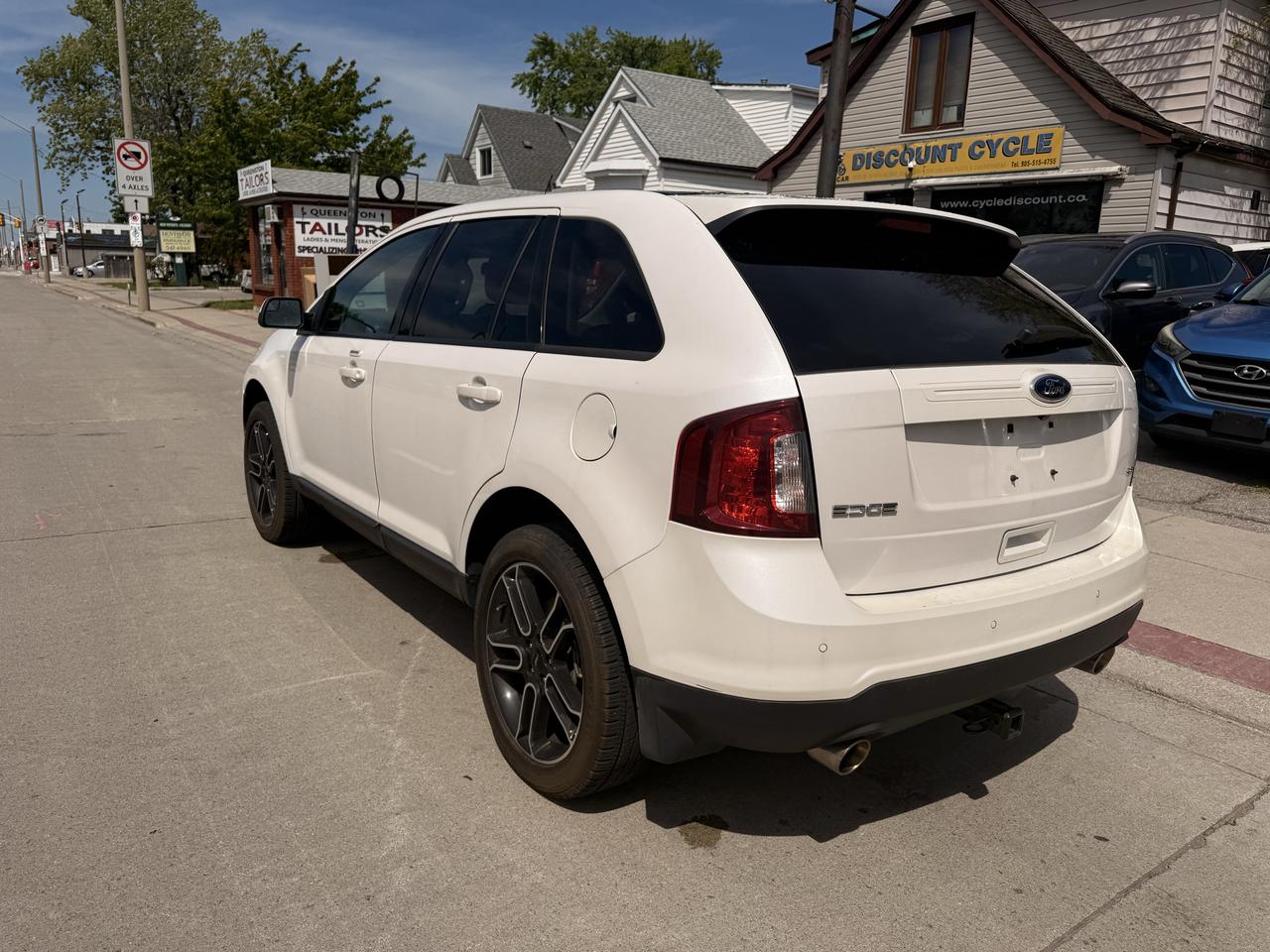 2013 Ford Edge 4DR SEL FWD Photo